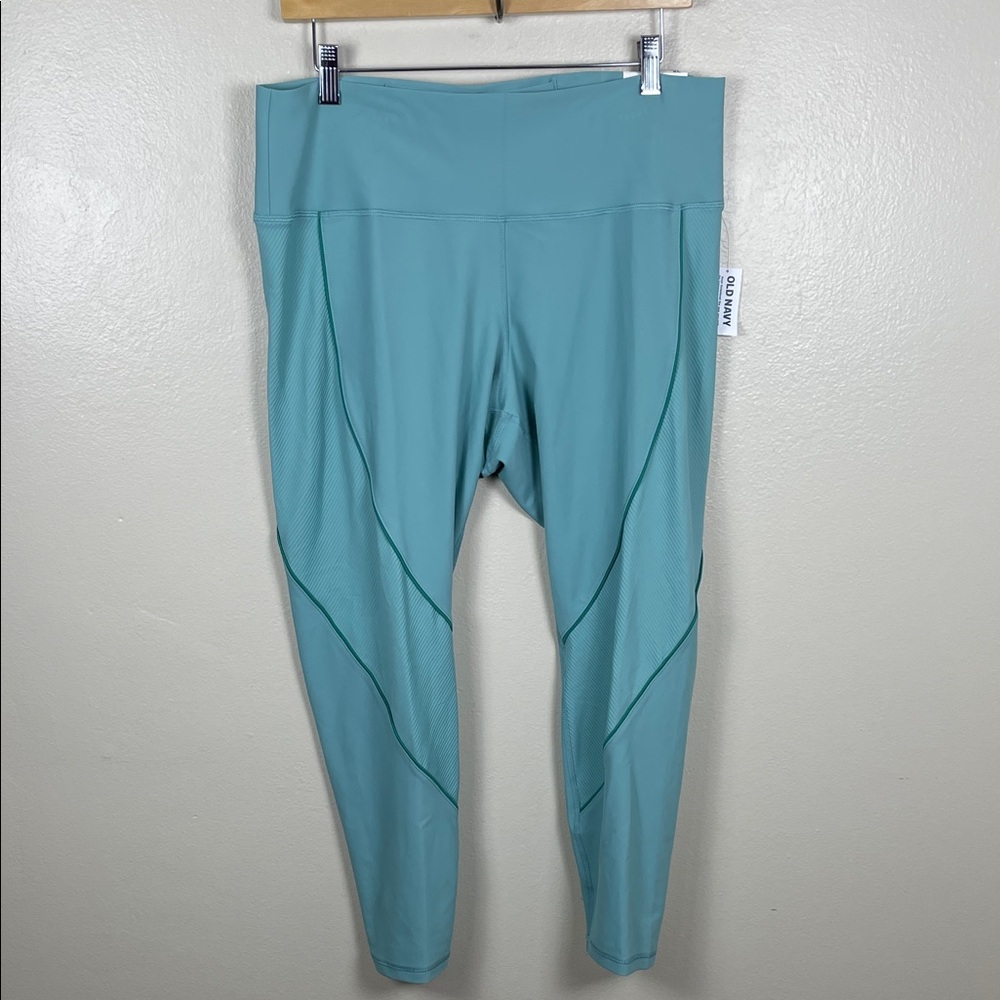 Old Navy Women's Aqua Athletic Leggings. XL - Picture 2 of 10